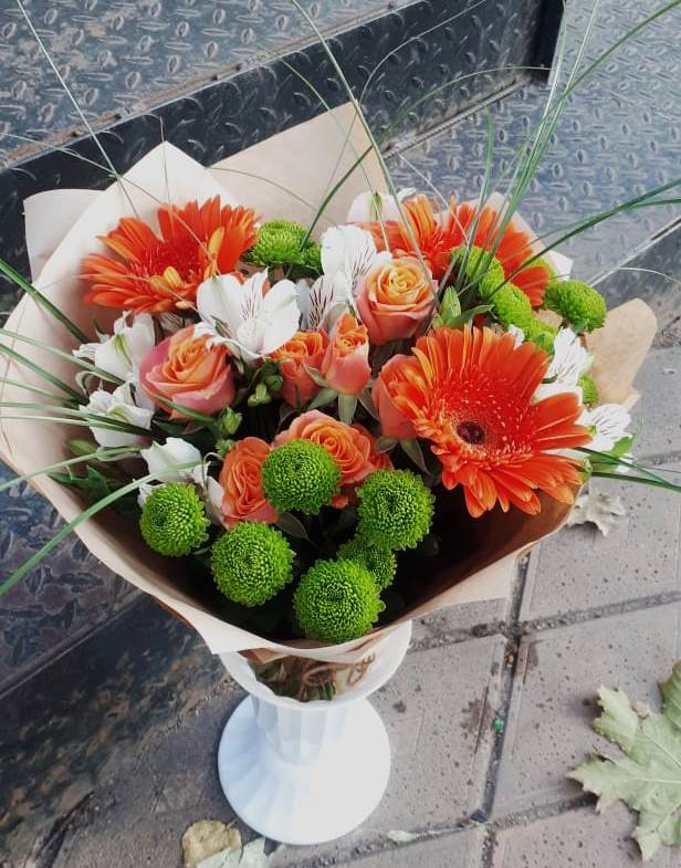 Букет цветов из: Герберы, Хризантемы, Альстромерии и Розы в Кобралово