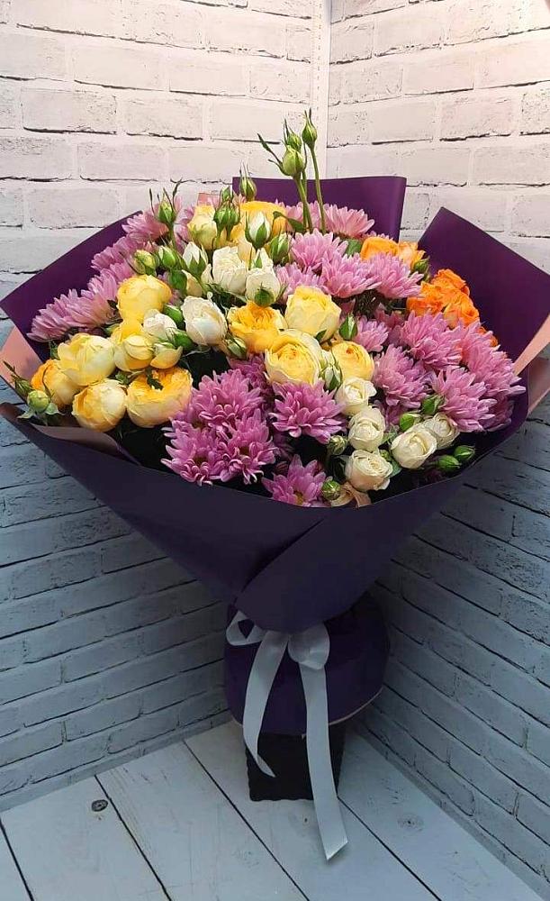 Букет цветов из: Хризантемы и Розы в Кобралово