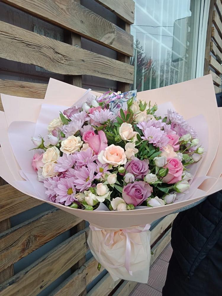 Букет цветов из: Розы и Хризантемы в Кобралово