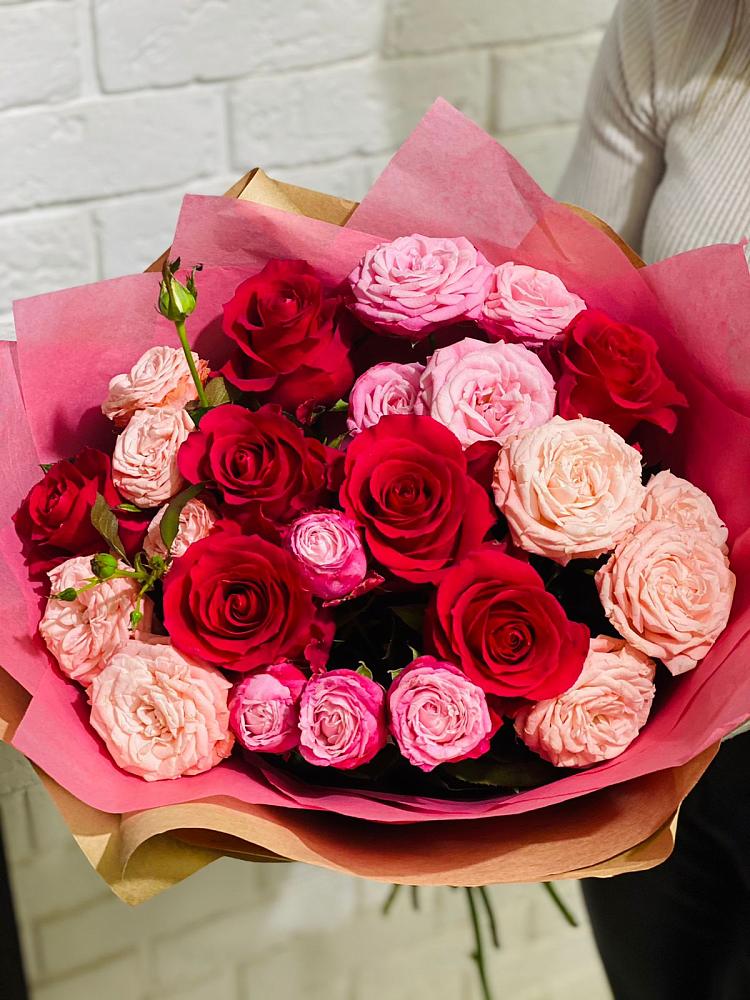 Букет цветов из: Розы в Кобралово