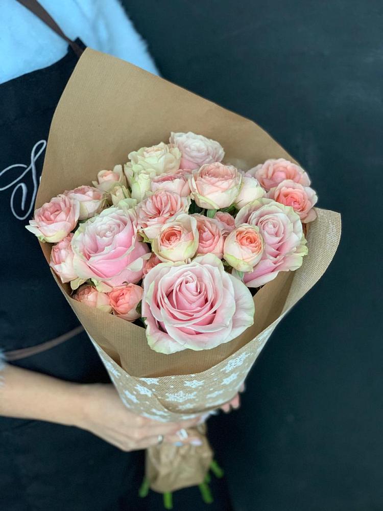 Букет цветов из: Хризантемы и Розы в Кобралово