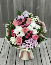 Букет цветов из:  Альстромерии, Гвоздики, Розы и Хризантемы #REPLACE_PRED# Кобралово