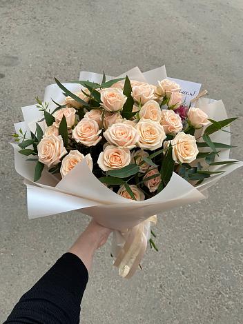 Букет Кремовые розы Латте в Кобралово