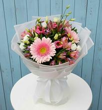 Букет цветов из:  Герберы, Альстромерии и Лизиантусы в Кобралово