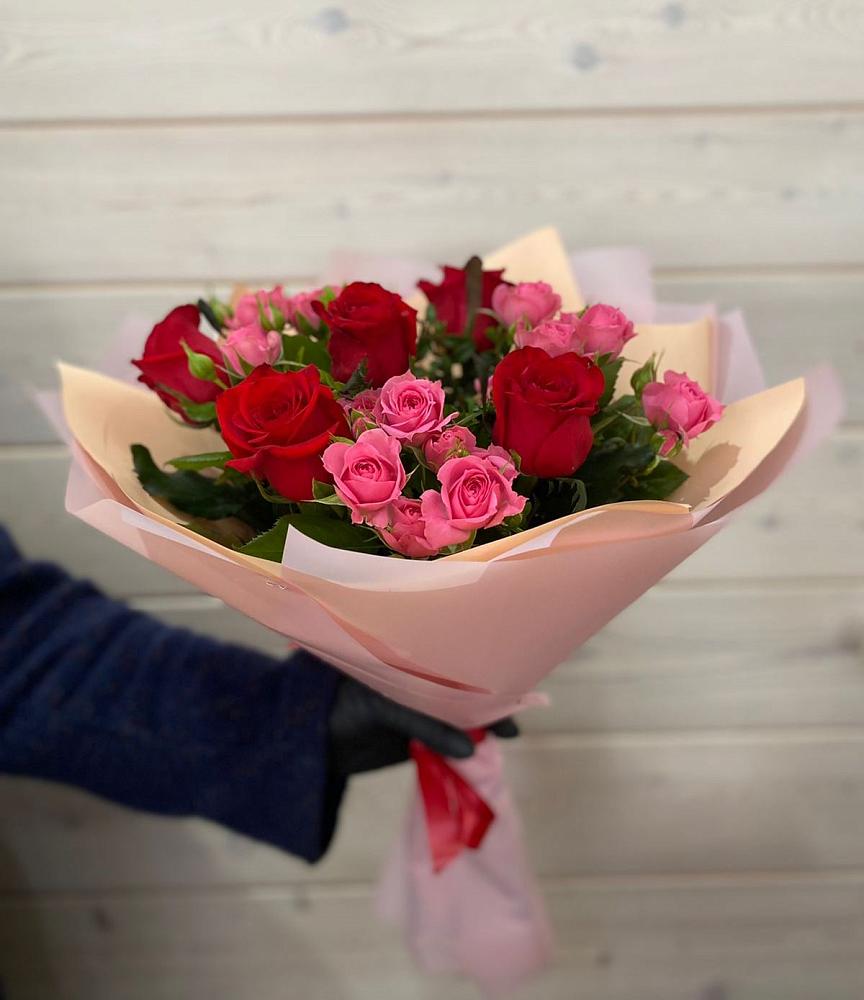 Букет цветов из: Розы в Кобралово