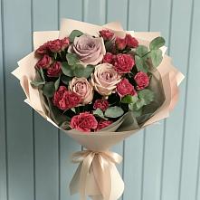 Букет цветов из:  Гвоздики и Розы в Кобралово