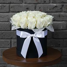 Цветочная композиция из Розы в шляпной коробке в Кобралово